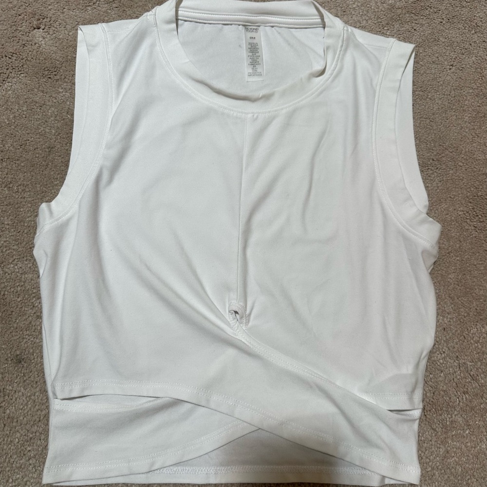Women's White Sleeveless Twist-Front Crop Tank Top